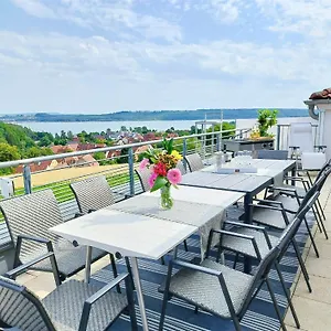 Apartment Seeblickapartment Fuer Bis Zu 12, Nuernberg & Schwabach In 30-35 Minuten Zu Erreichen, Sauna, Arbeitsplatz, Dachterrasse & Grill, Spalt
